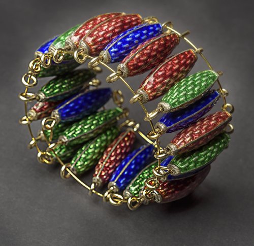 Nancy Chase's Color Inspiration - Holiday Lights - , Wire Jewelry Design, Design, beaded wire bracelet